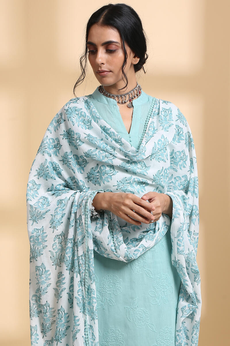 Falak Farzanah Dupatta