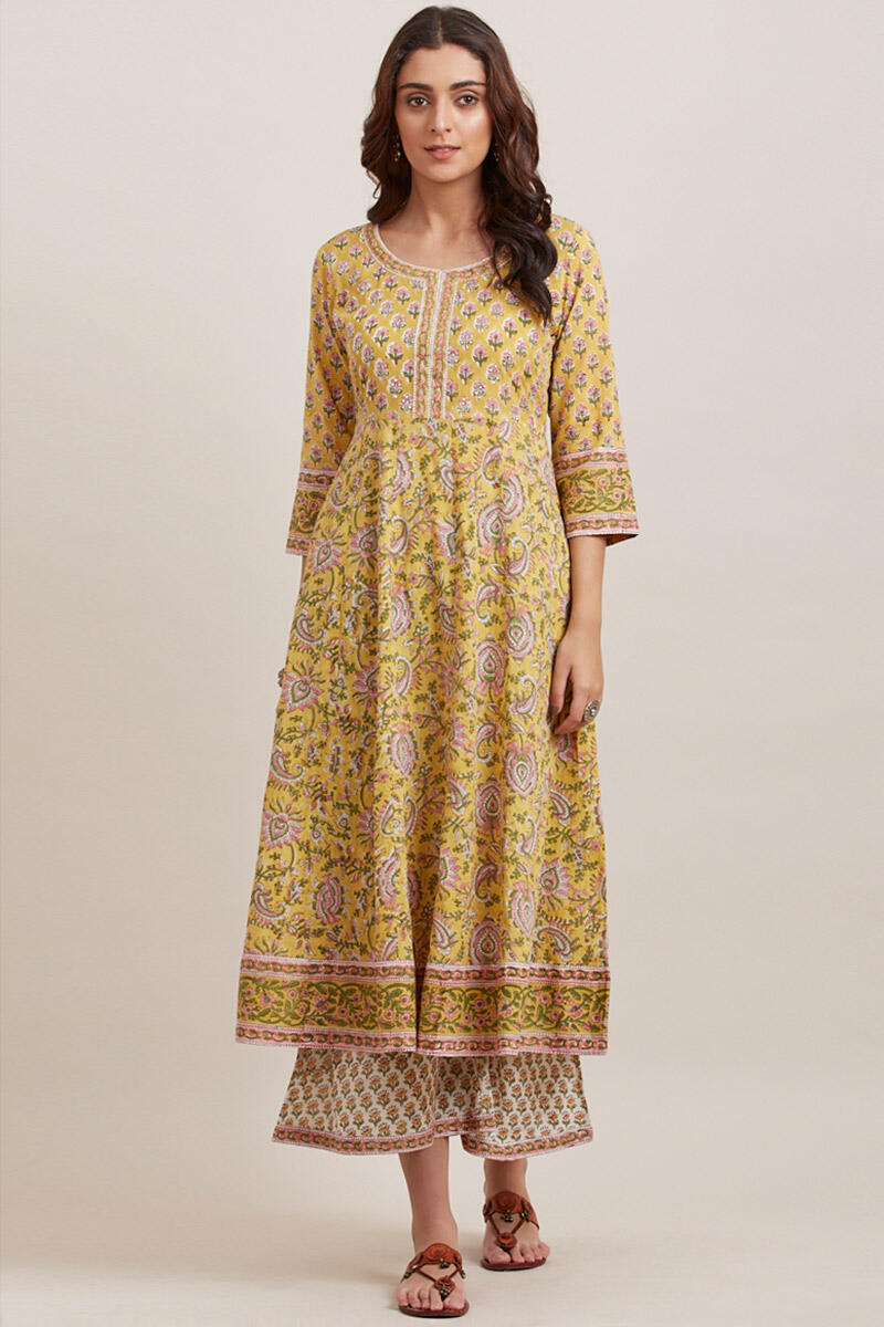 Gauhar Jiya Kurta