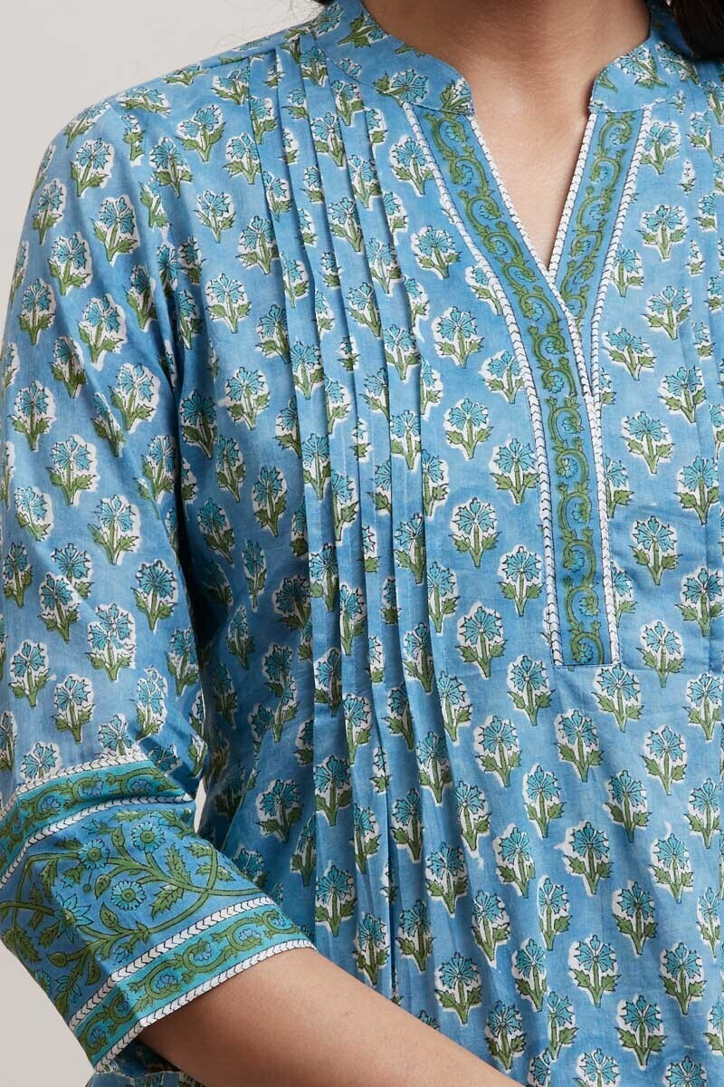 Gauhar Nameera Top