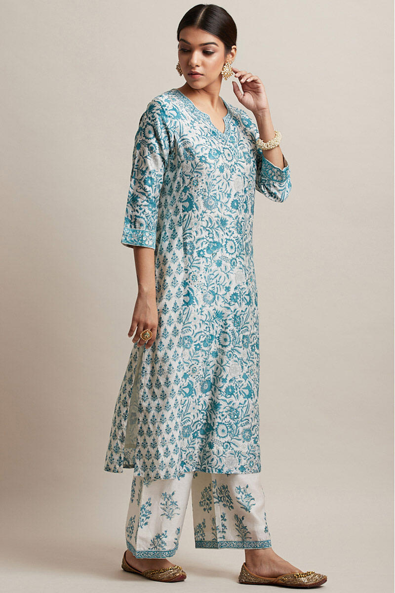 Gul Bano Saira Kurta