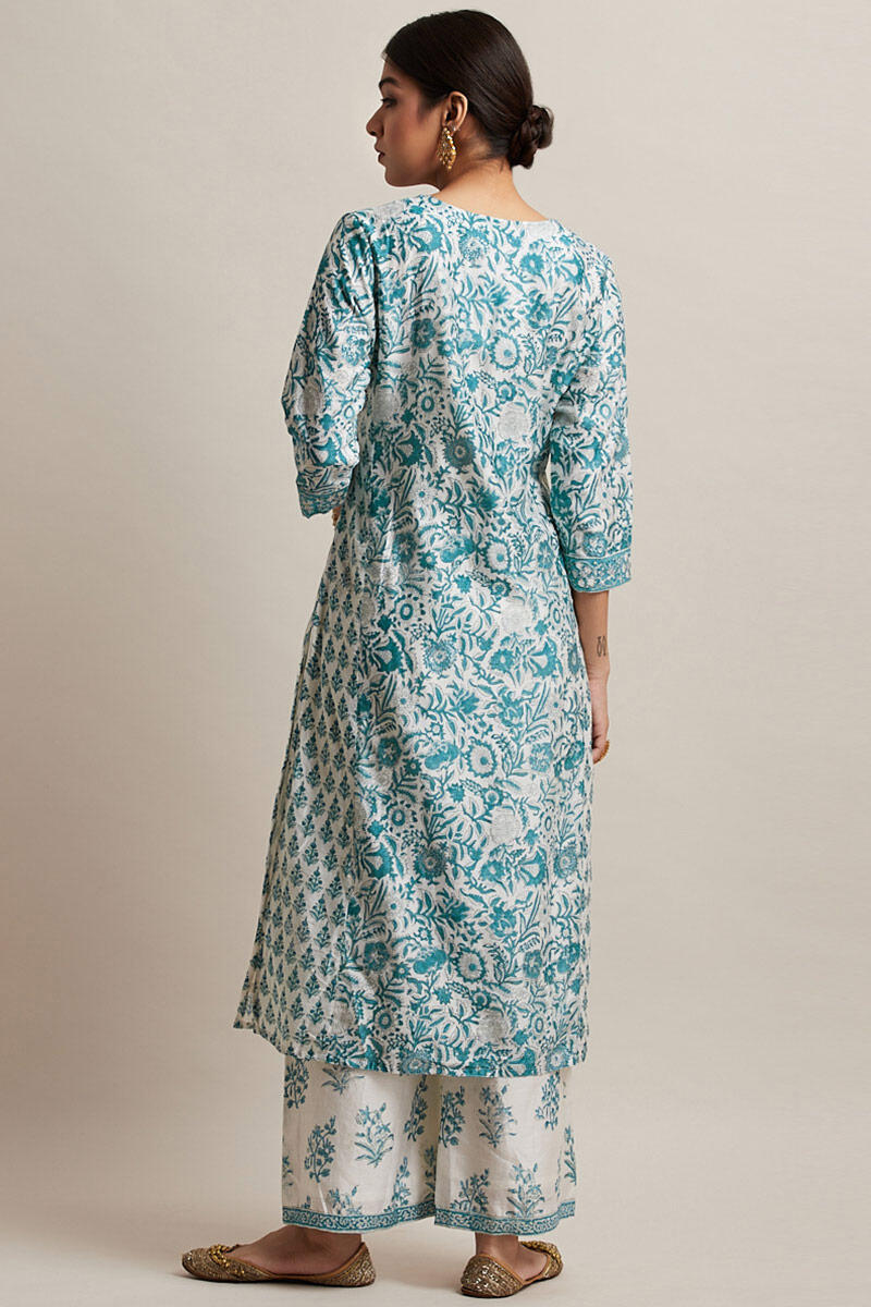 Gul Bano Saira Kurta