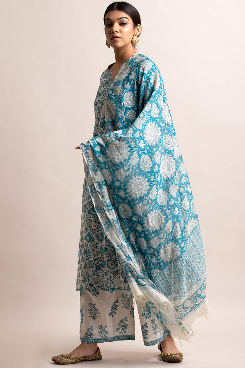Gul Bano Saira Dupatta