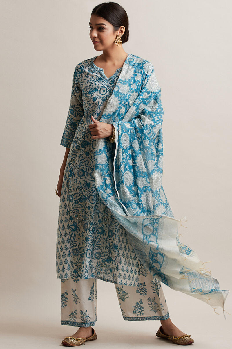 Gul Bano Saira Dupatta