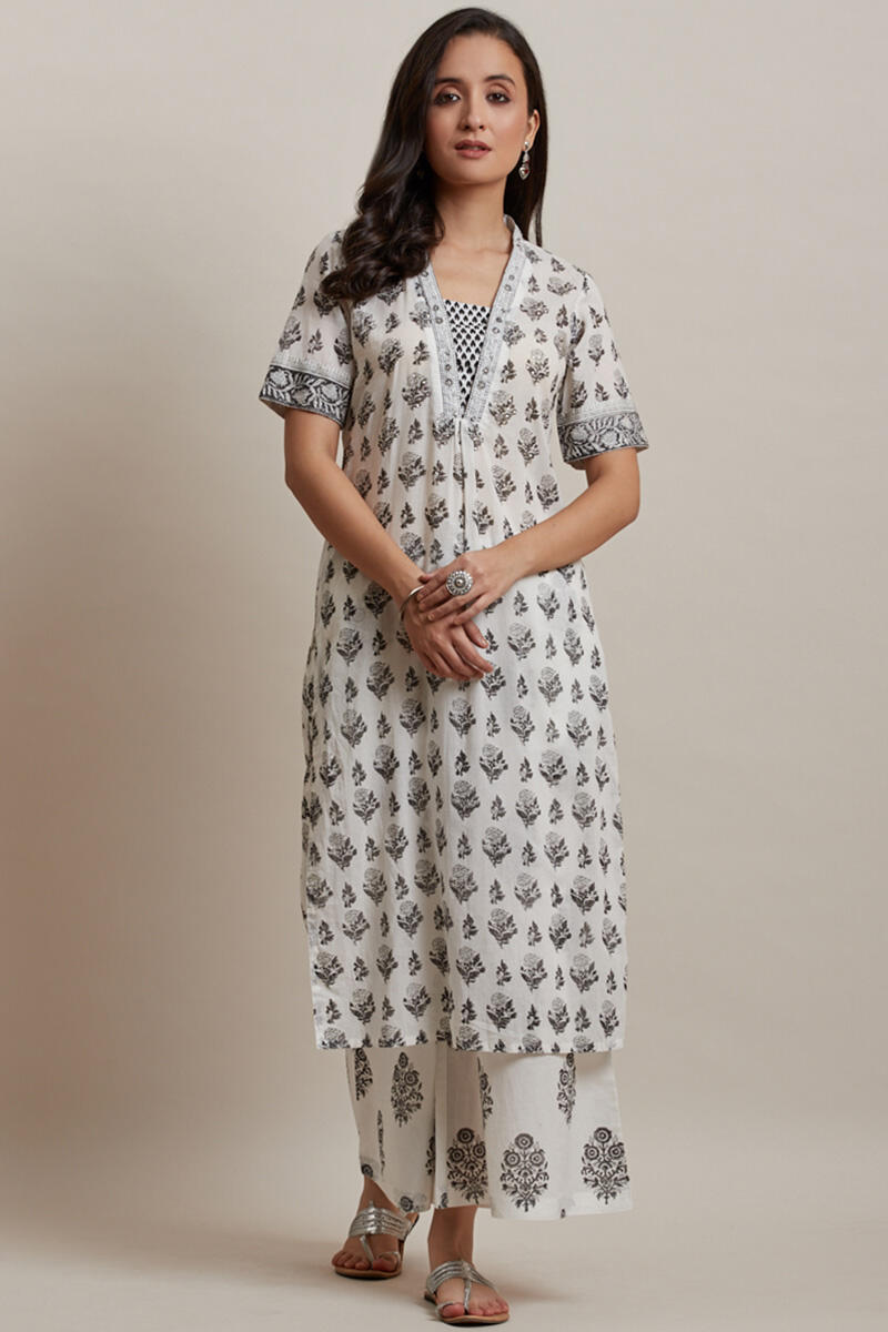 Mumtaz Nazia Kurta