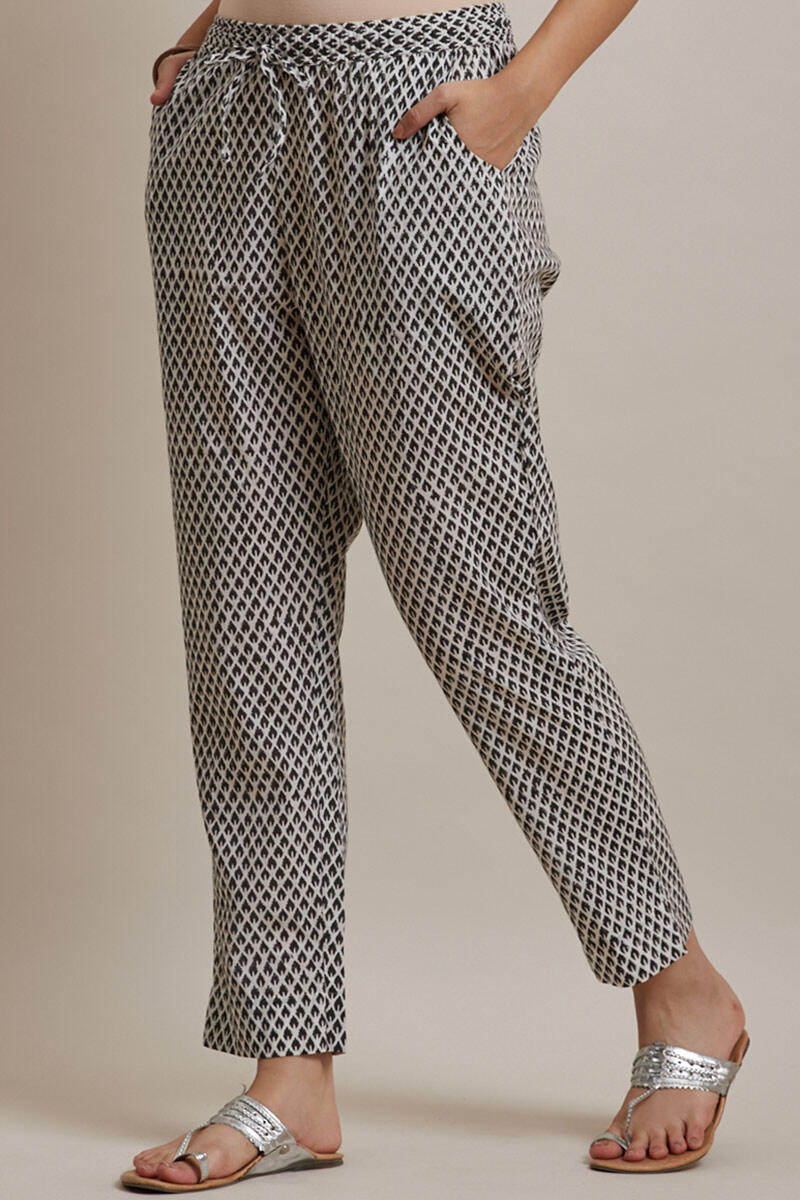 Mumtaz Nazia Narrow Pants