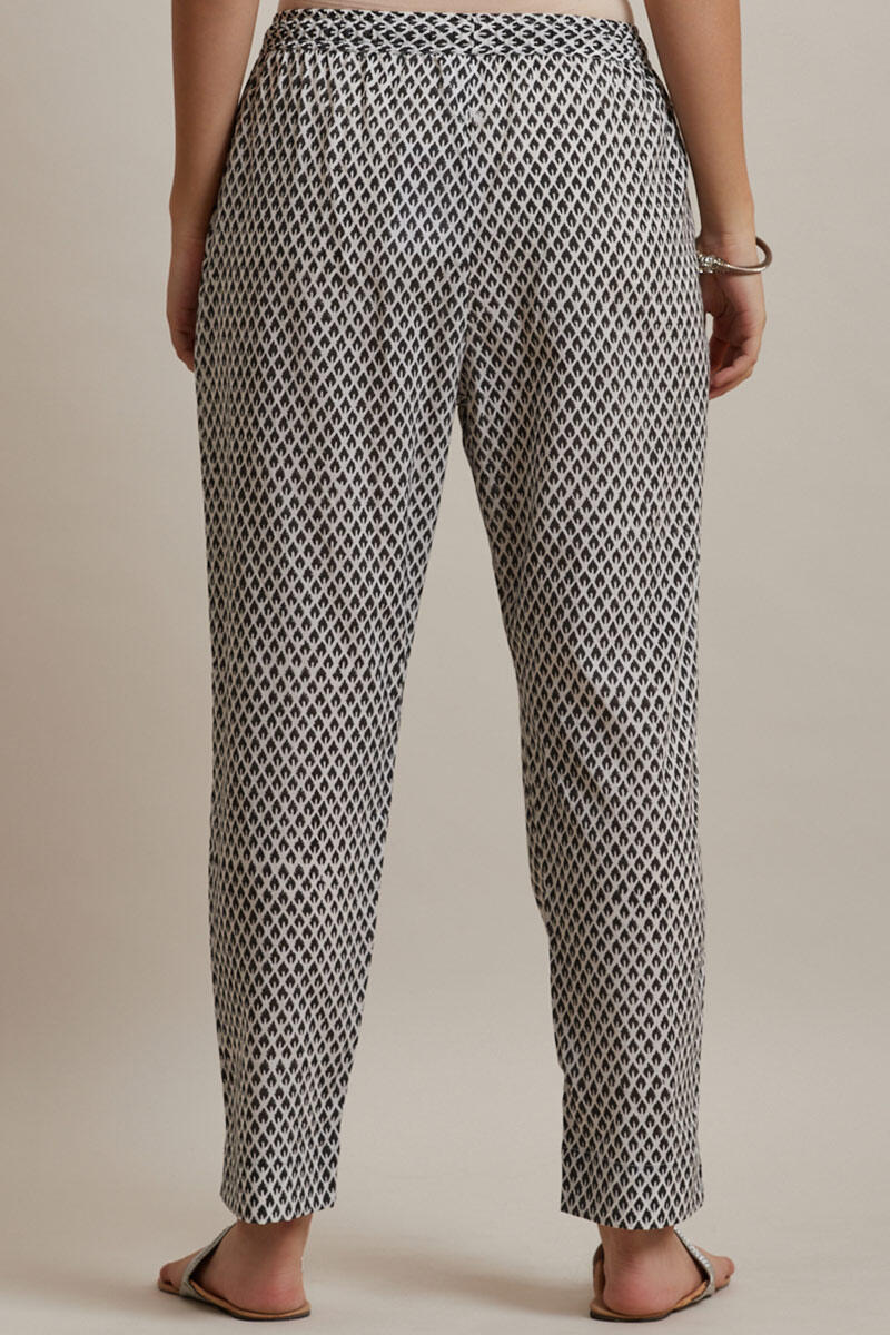 Mumtaz Nazia Narrow Pants