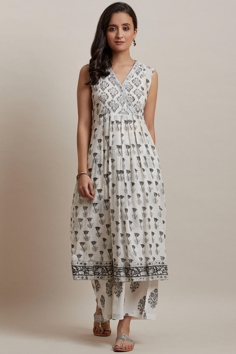Mumtaz Zoya Kurta
