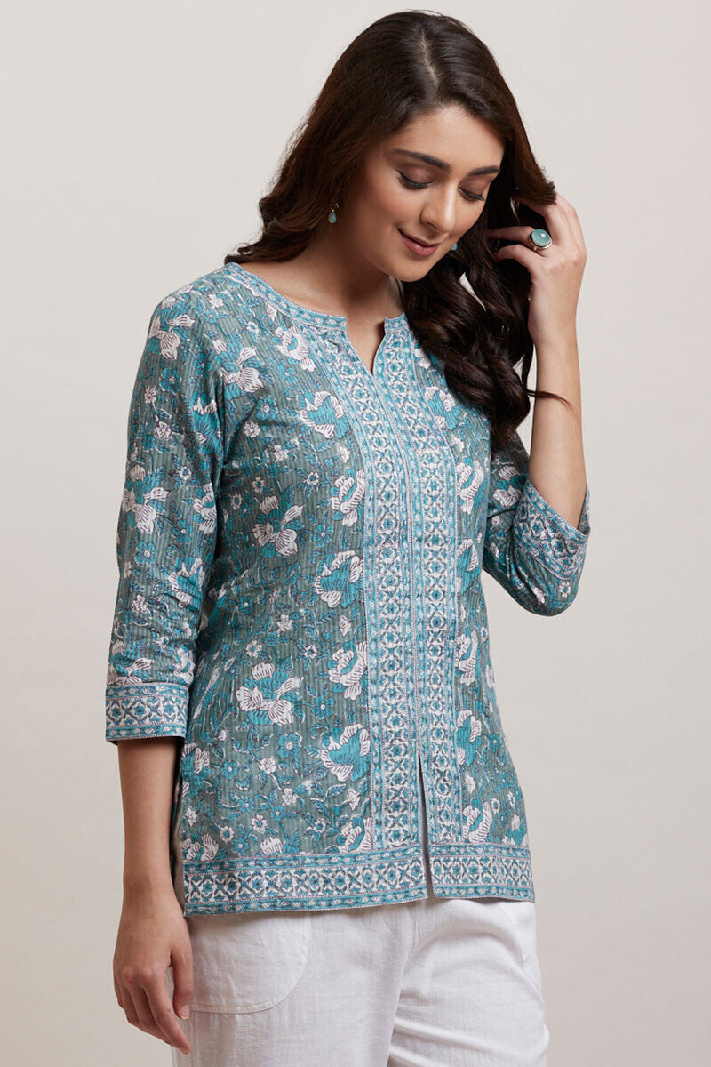Nausheen Faraz Top