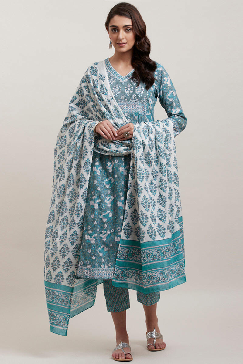 Nausheen Hydri Dupatta