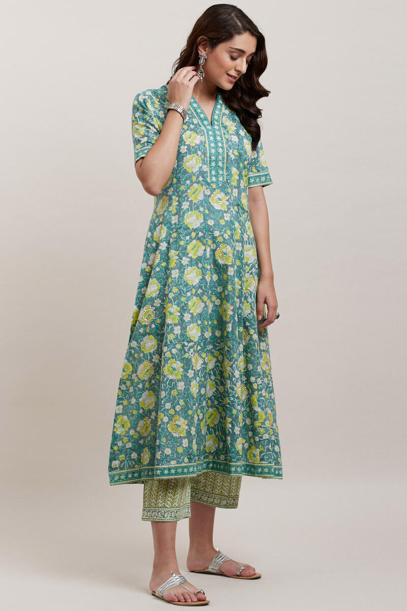 Nausheen Sania Kurta