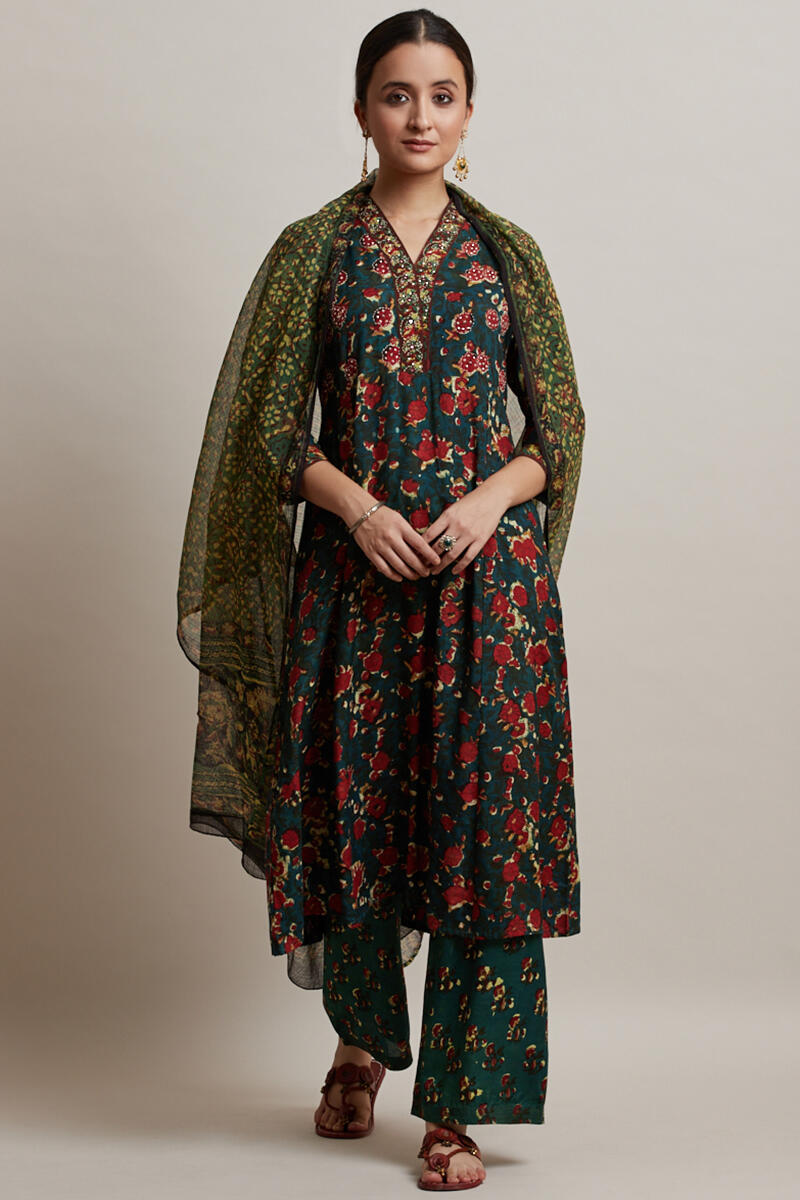 Nur Zeenat Kota Dupatta