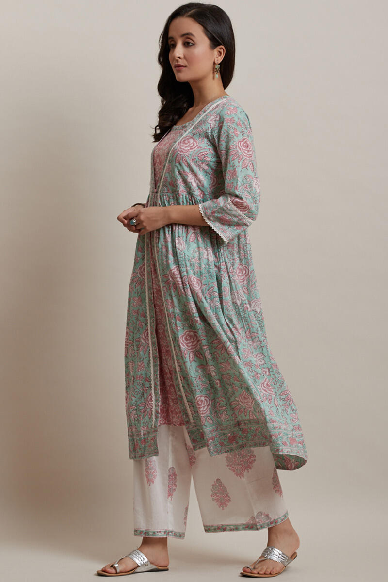 Zunaira Parhez Kurta