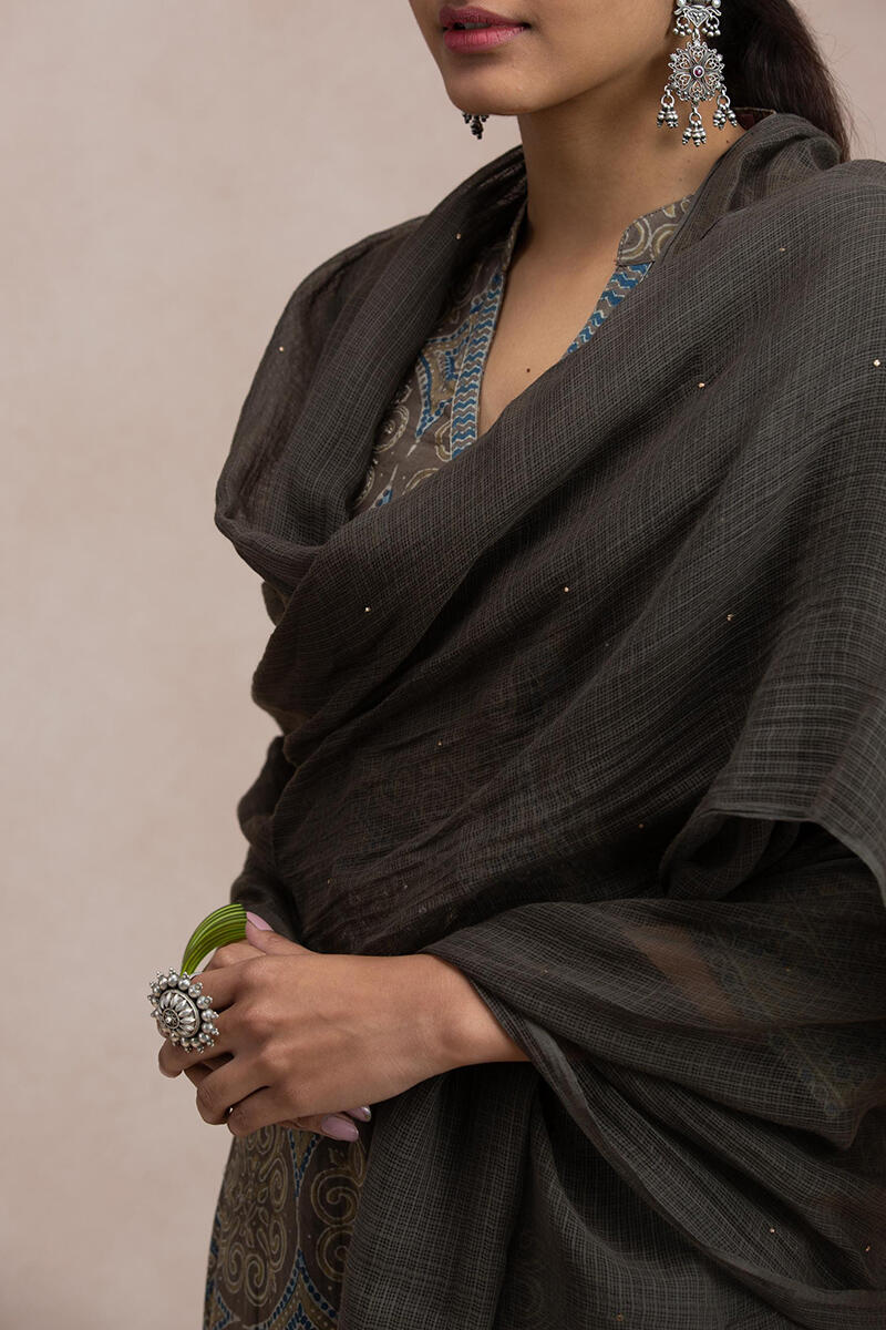 Rehnuma Kainaat Dupatta