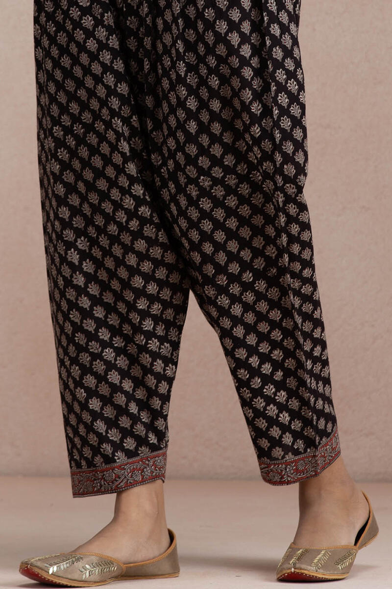 Rehnuma Zoya Salwar