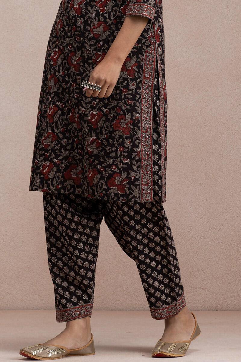 Rehnuma Zoya Kurta