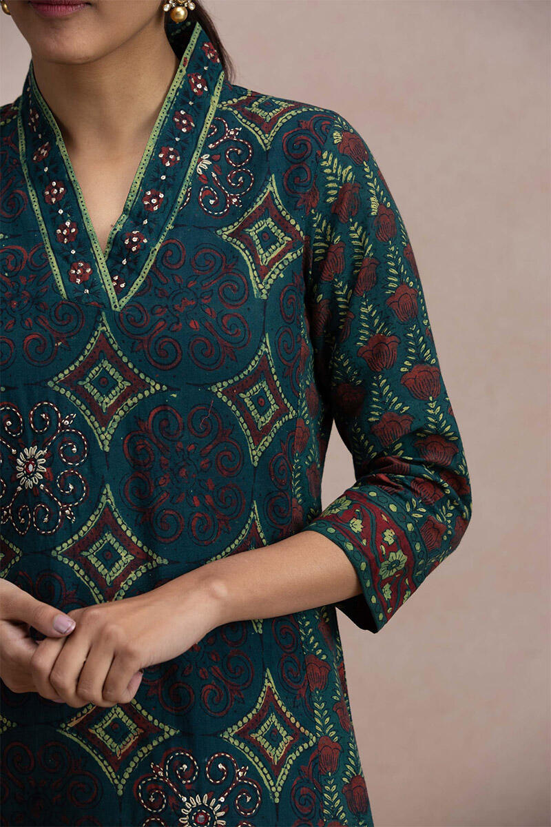 Rehnuma Heer Kurta