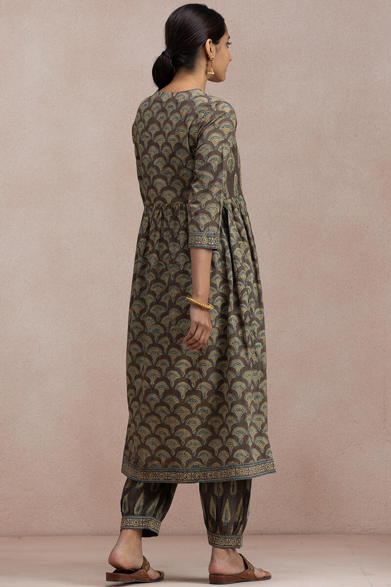 Rehnuma Farah Kurta