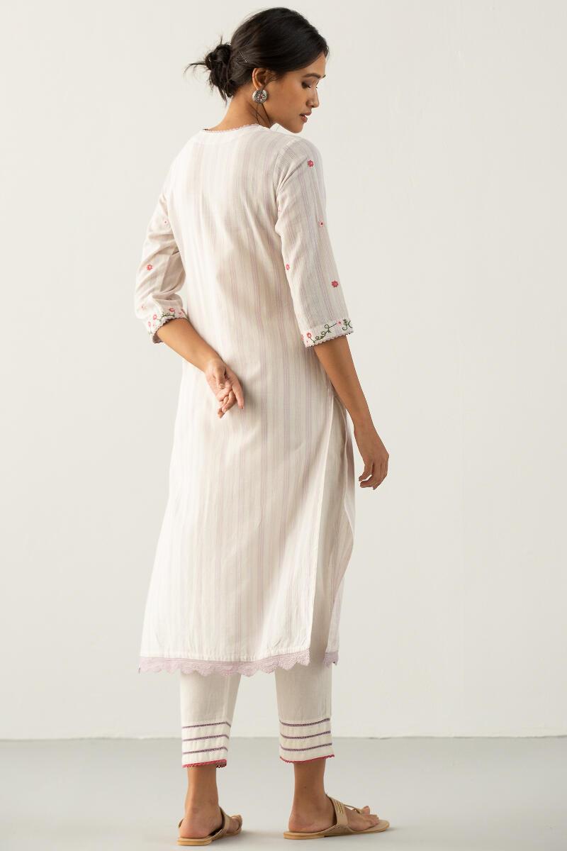 Gulbarg Azah Kurta