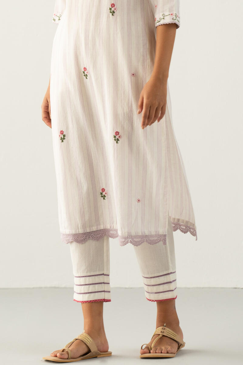 Gulbarg Azah Kurta