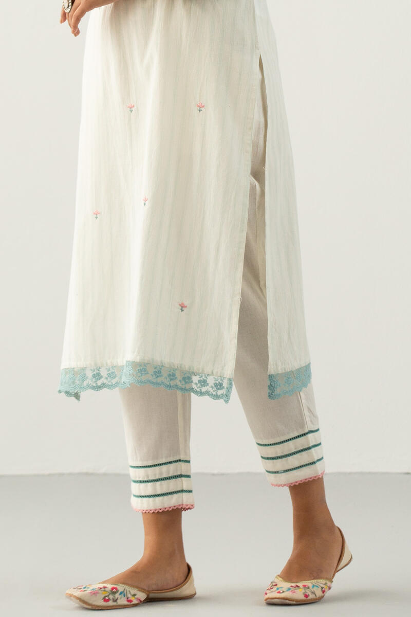 Gulbarg Rumaisa Kurta
