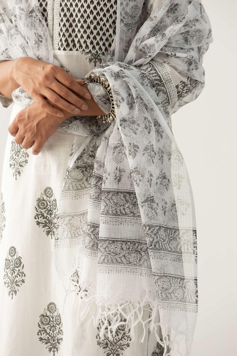 Mumtaz Zarina Kota Dupatta