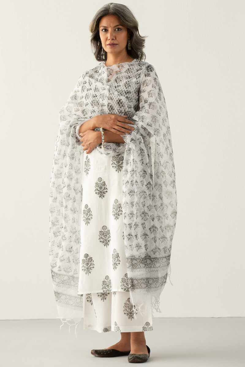 Mumtaz Zarina Kurta