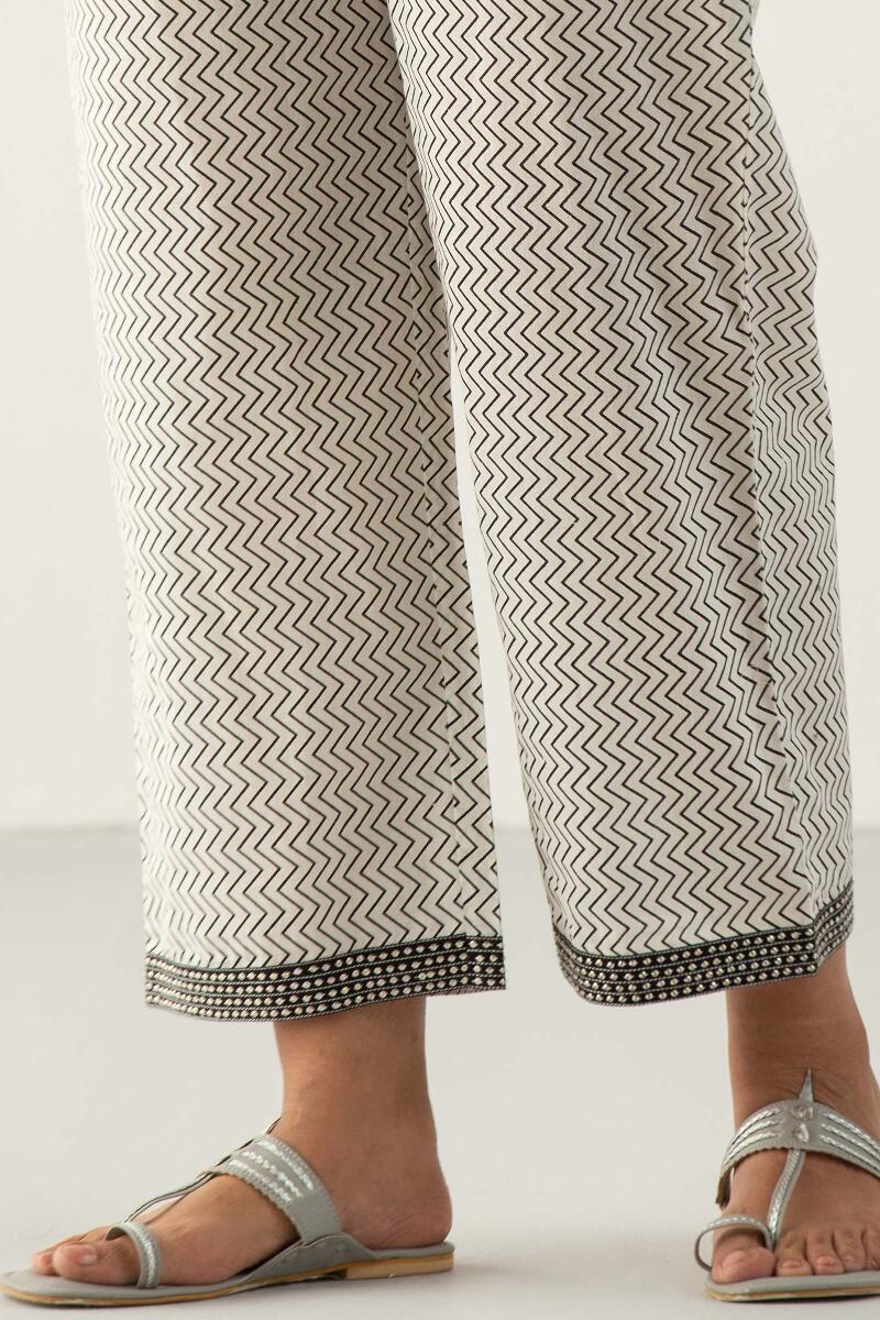 White Printed Straight Farsi