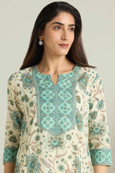 Surplus: Meher Seerat Kaftan