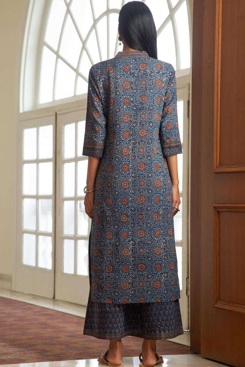 Sehra Mahek Ajrak Kurta