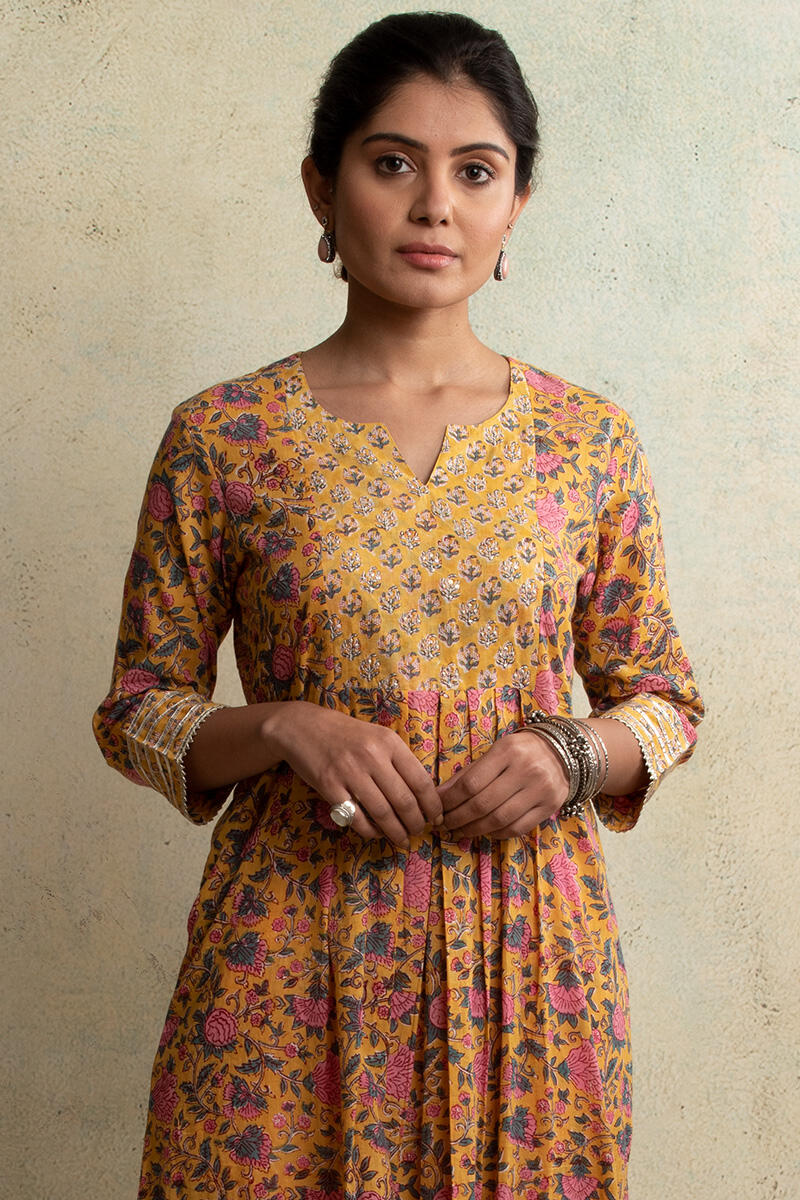 Gulzar Dilnaz Kurta