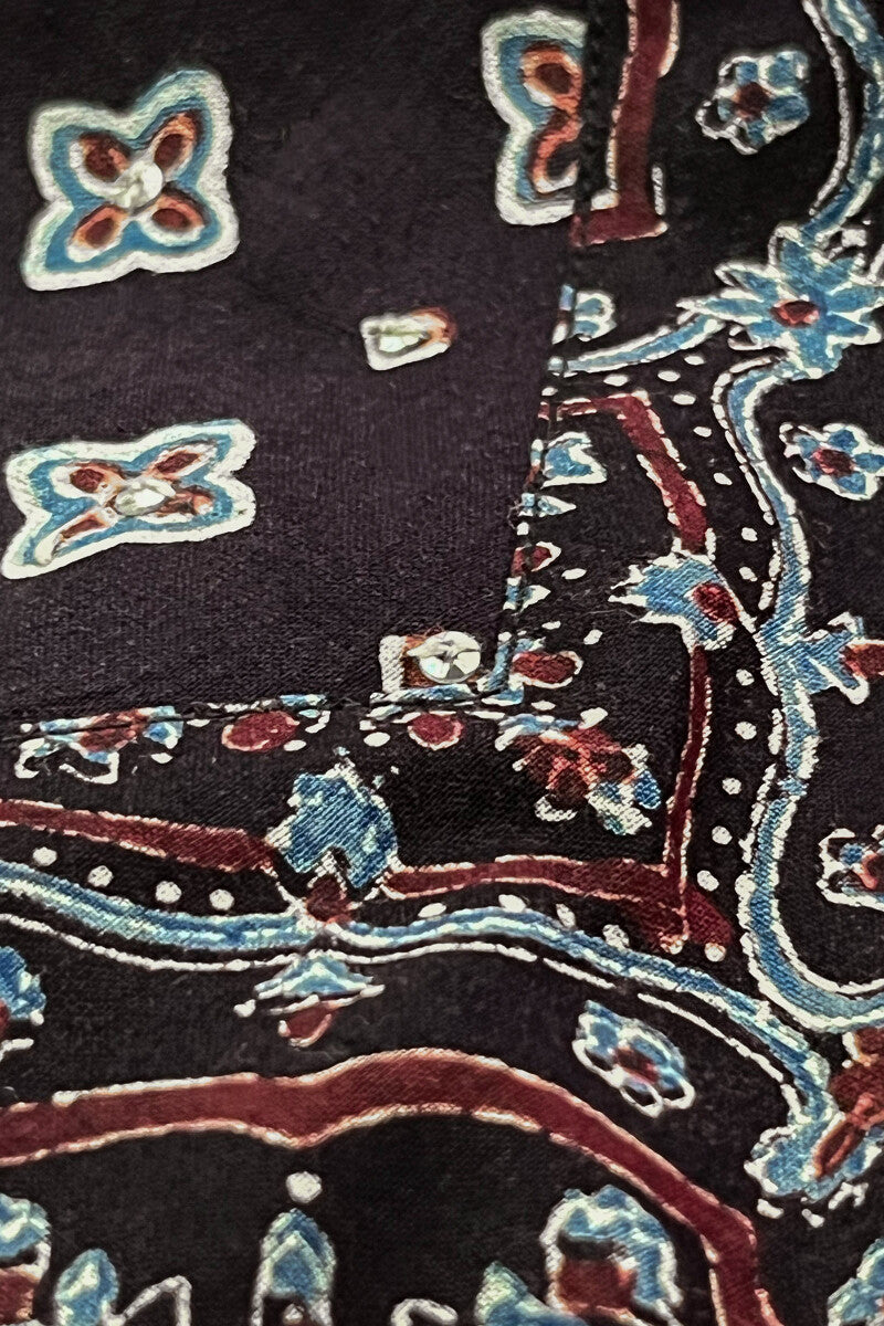 Sehra Rabia Ajrak Kurta