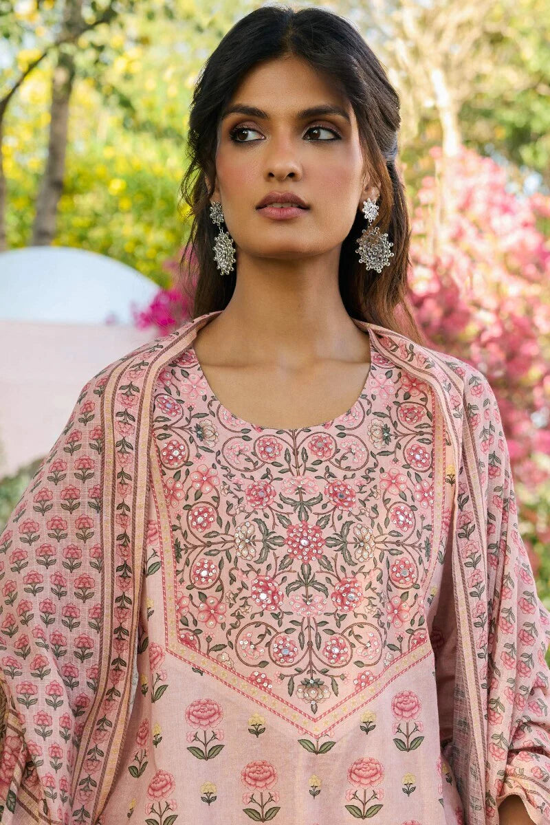 Surplus: Gulraiz Farhat Kurta