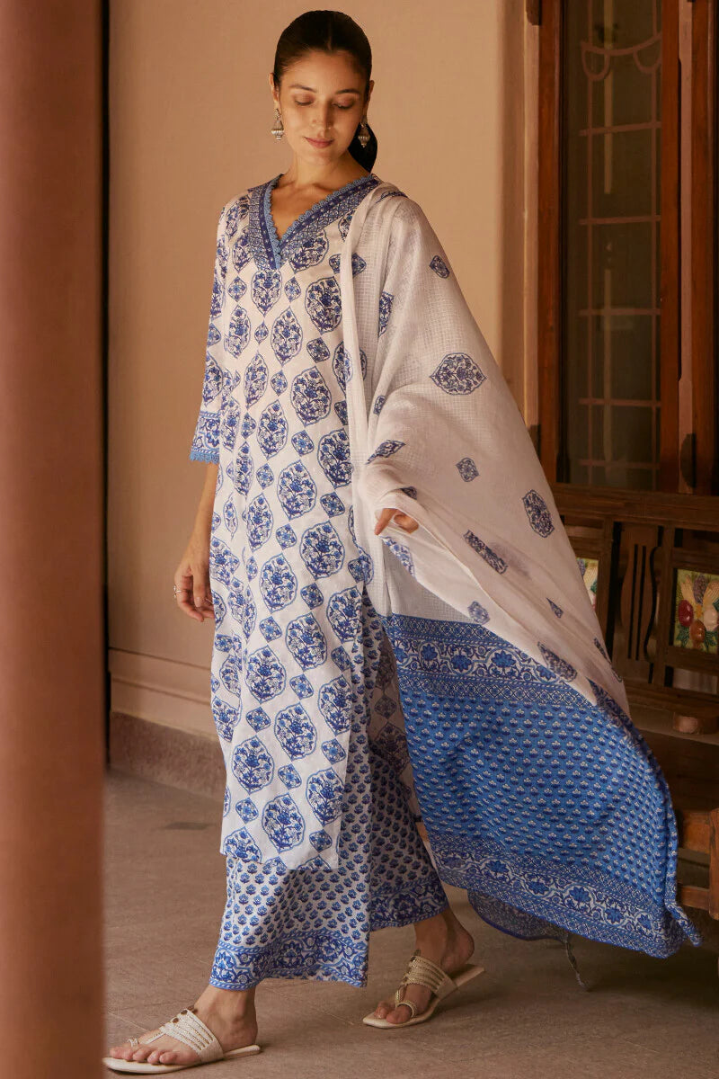 Surplus: Neelofar  Sanganeri Kurta