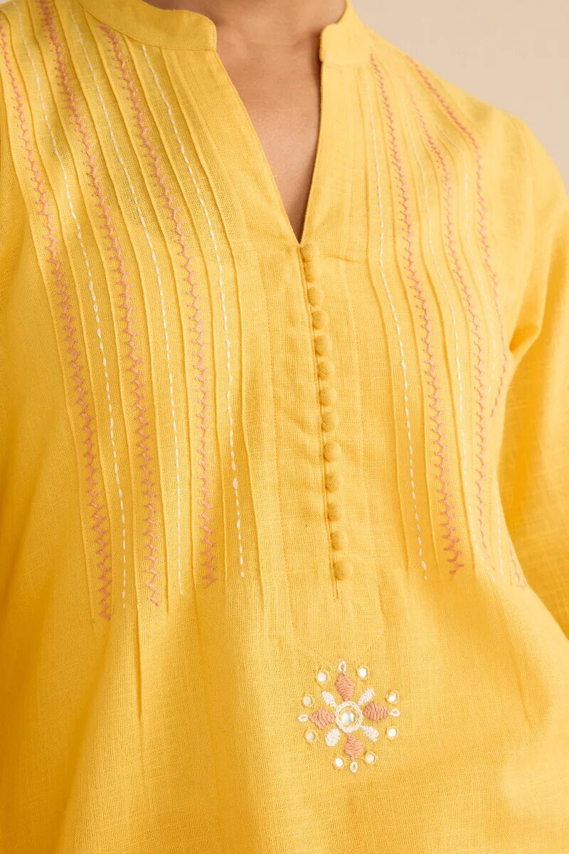Surplus: Kashida Kiara Yellow Kurta