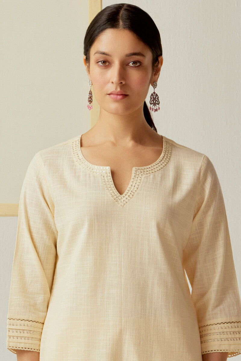 Roza Seerat Cream Kurta