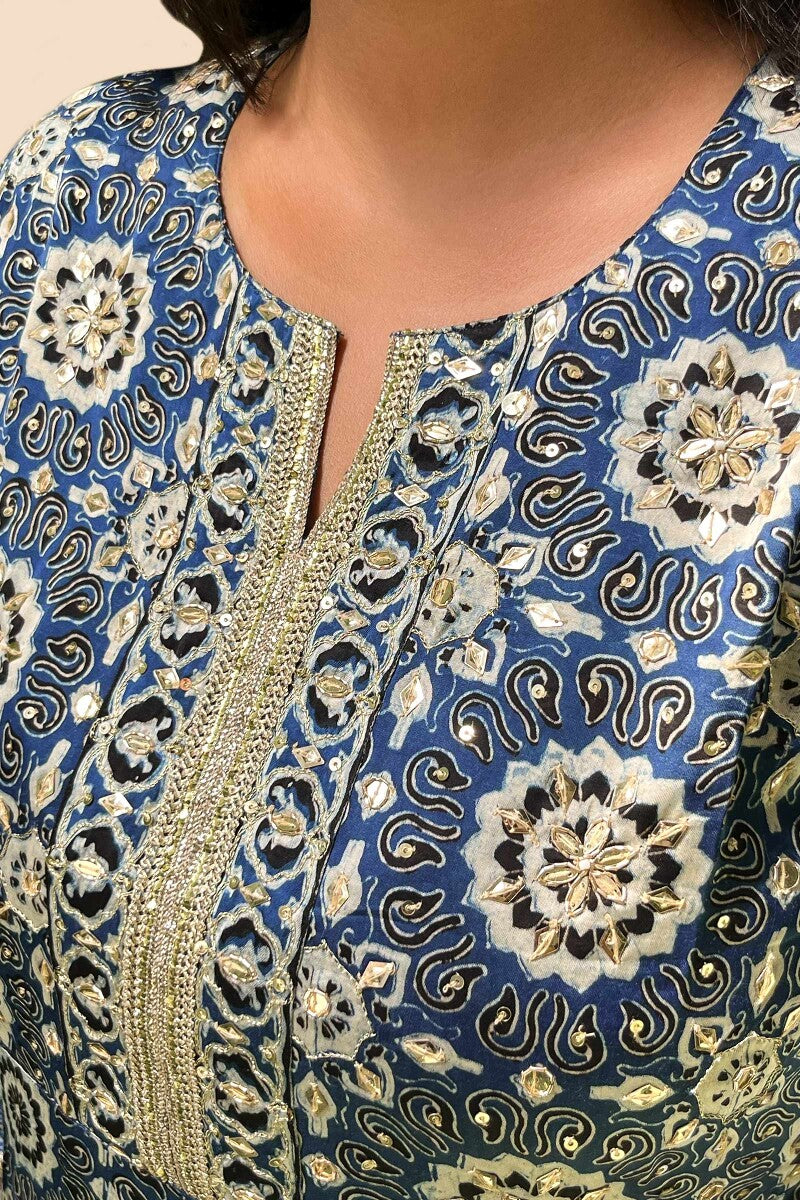 Mehrunissa Zubeida Ajrak Kurta