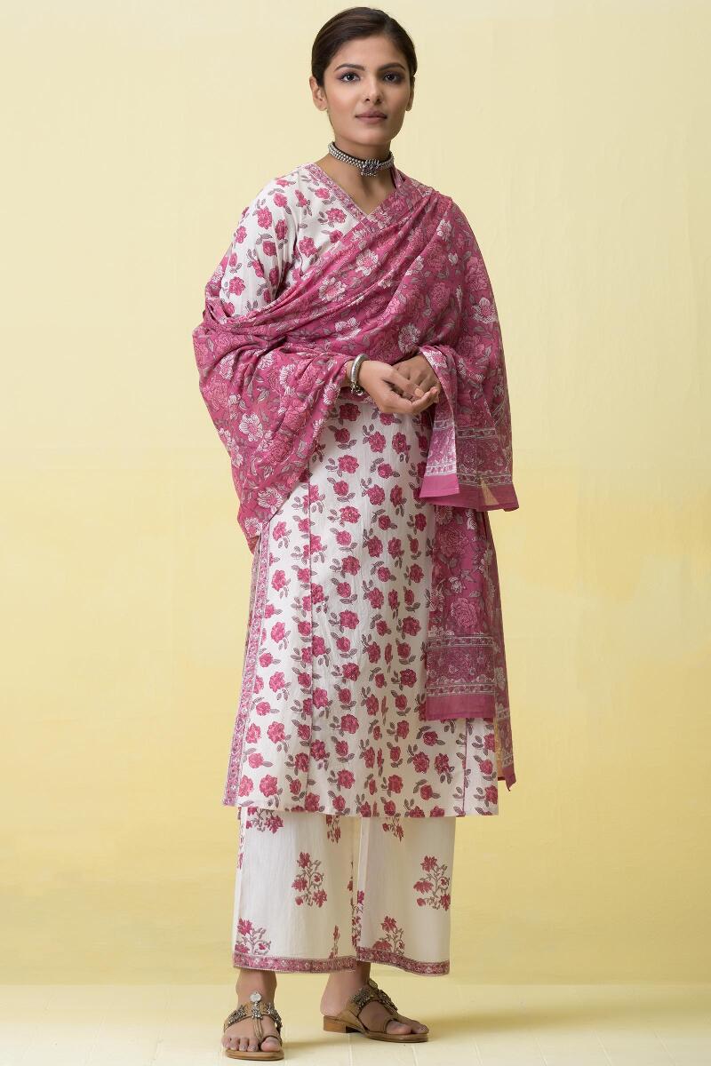 Gulbarg Mahnaz Kurta
