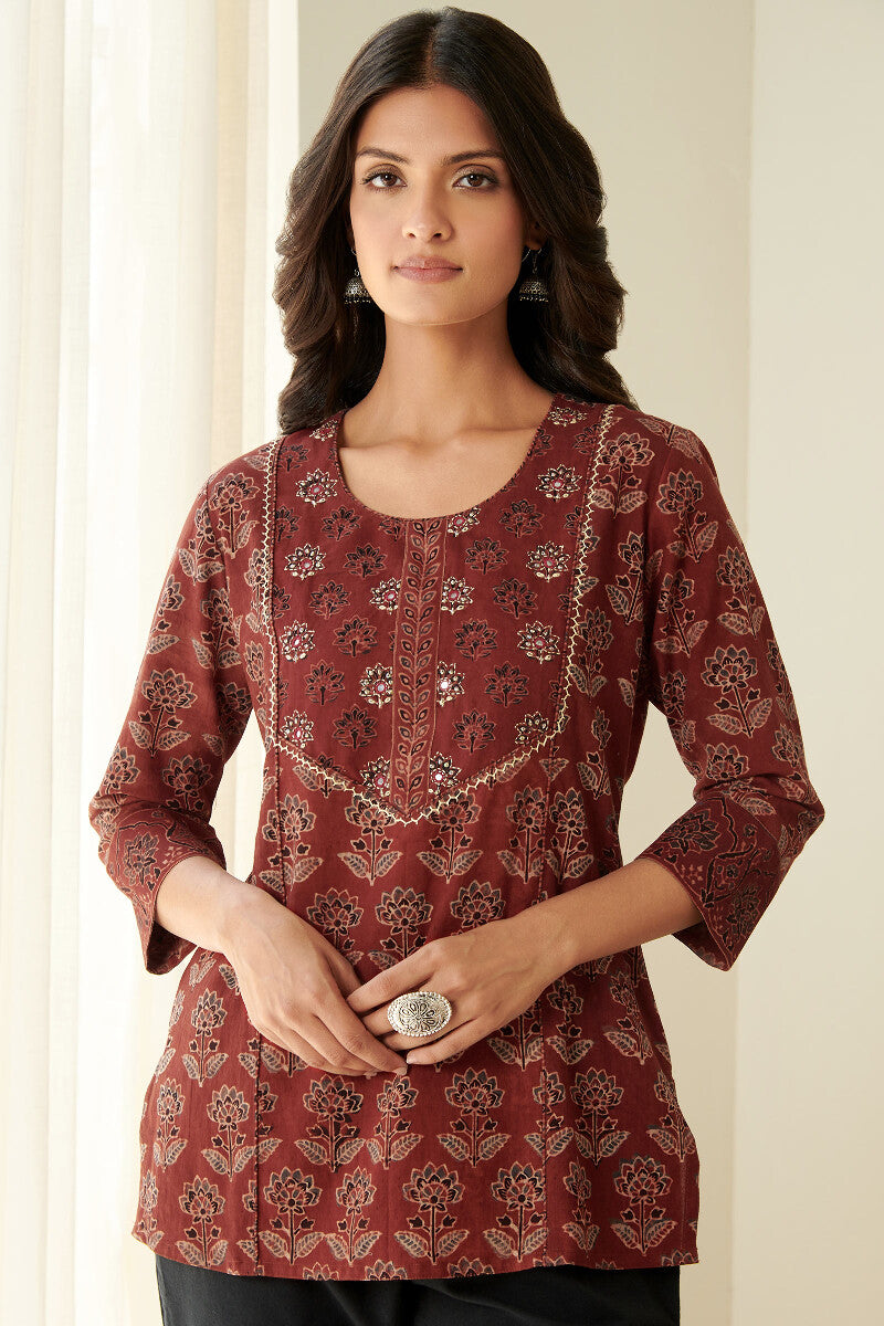 Sehra Maisara Ajrak Top