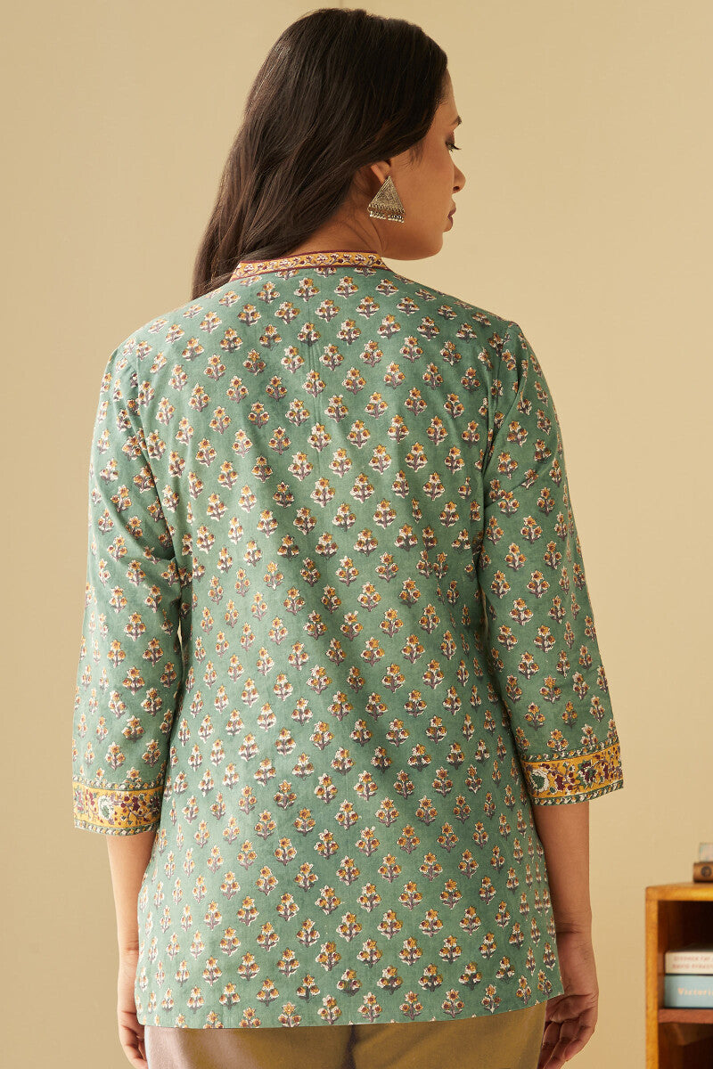 Gauhar Ruhi Sanganeri Top