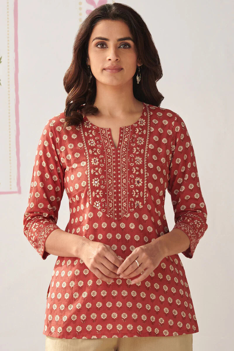 Gauhar Riya Top