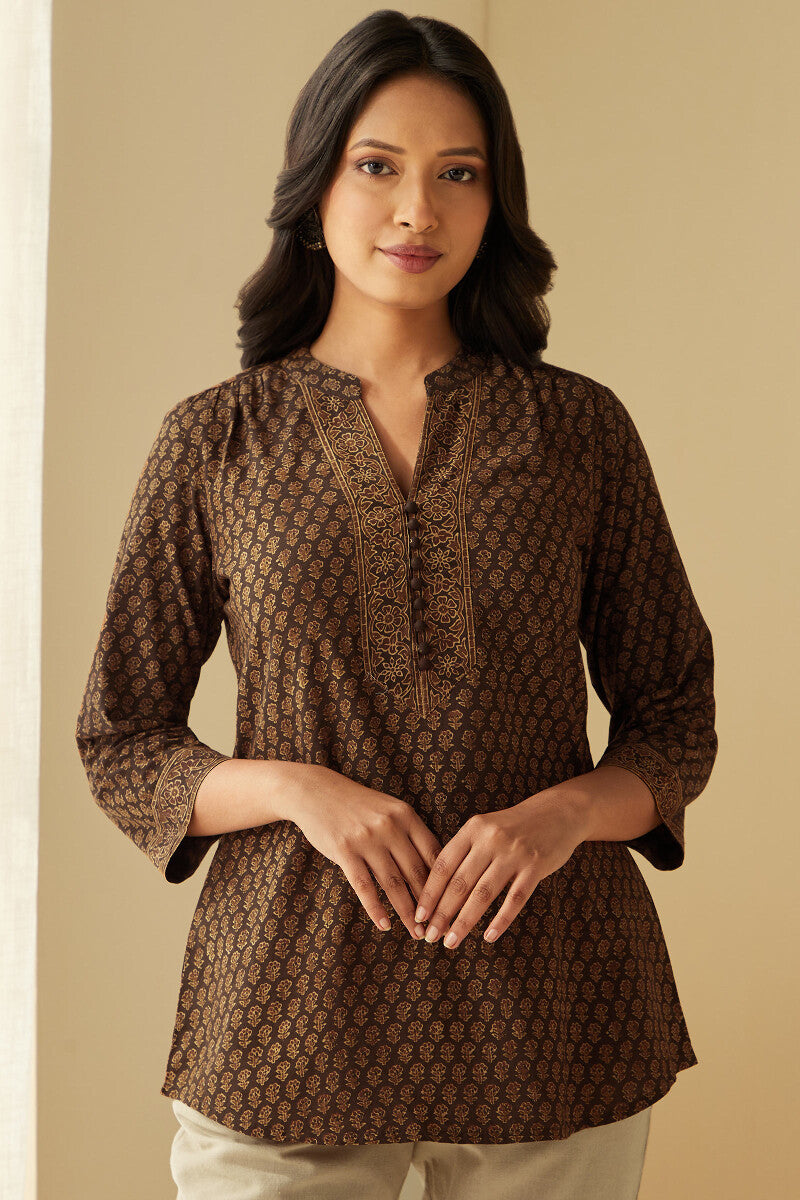 Sehra Saya Ajrak Top
