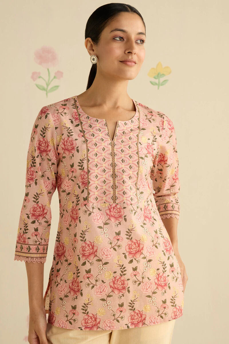 Surplus: Gulraiz Farah Top