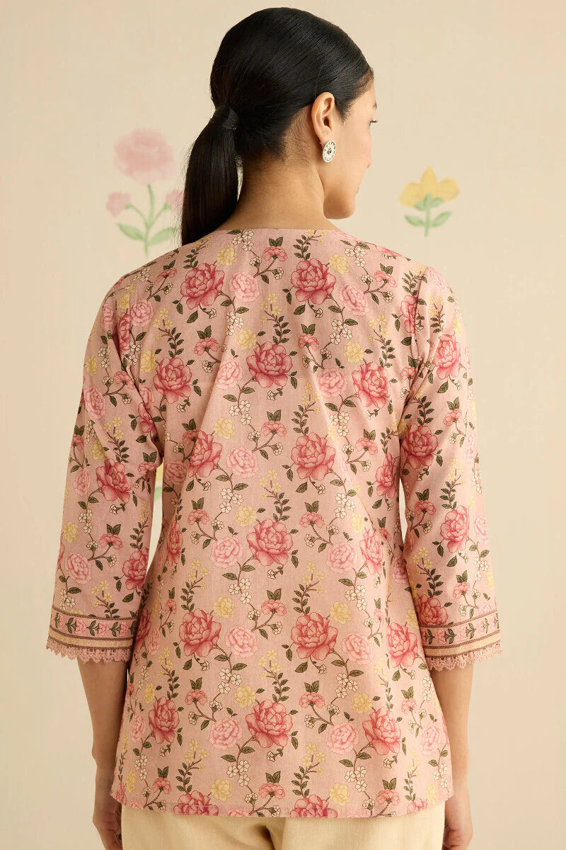 Surplus: Gulraiz Farah Top