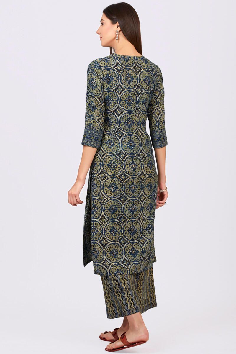 Firdaus Darya Kurta