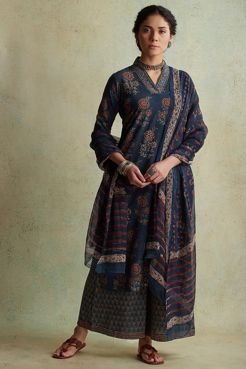 Firdaus Kiara Kurta