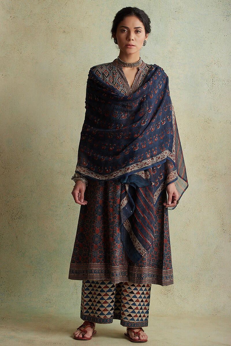 Firdaus Zinat Kurta