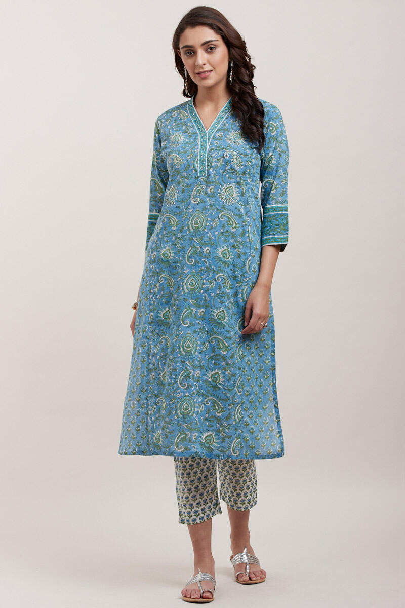 Gauhar Nameera Kurta