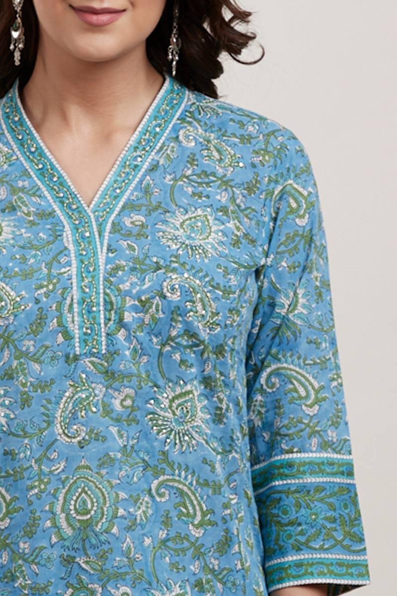Gauhar Nameera Kurta