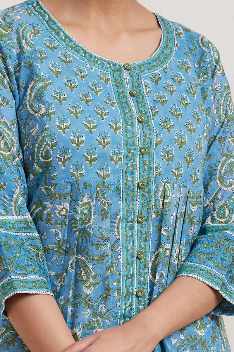 Gauhar Nameera Kurti