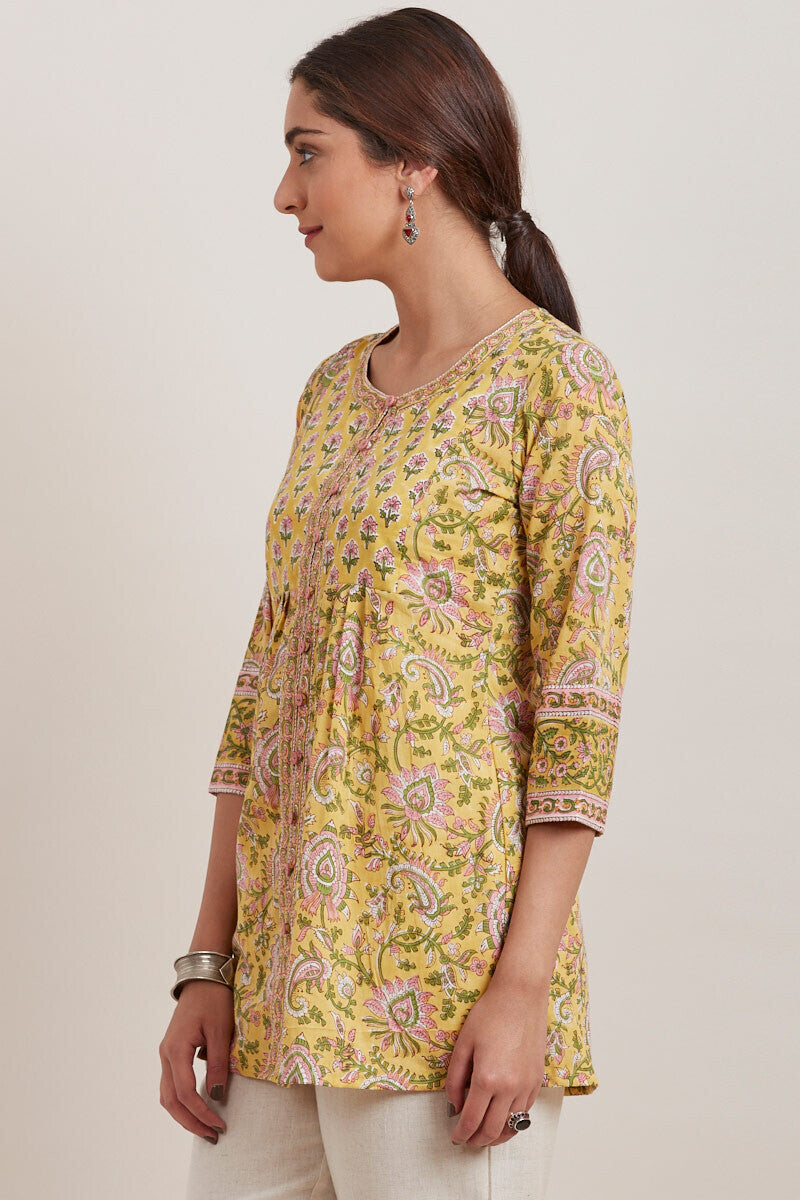 Gauhar Nida Kurti
